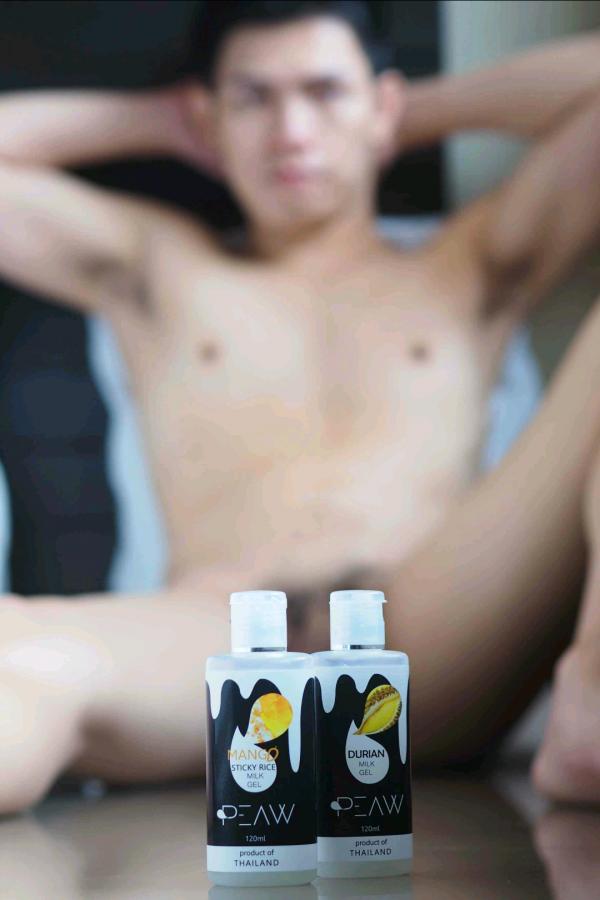 Peaw-1-泰國模型為您的樂趣